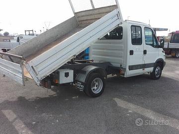 Iveco Daily 35c12 2.3 HPI 7 posti RIBALTABILE