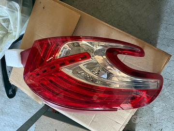 Fanale Posteriore lato sinistro Peugeot 208 1.4