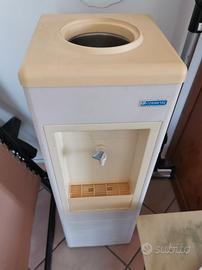 dispenser  frigo x acqua