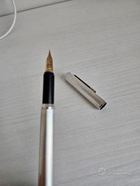 Penna stilo Dunhill argento