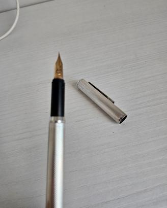 Penna stilo Dunhill argento