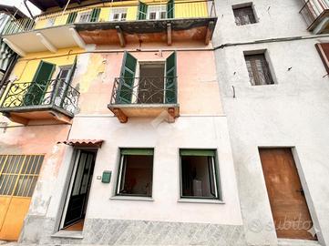 CASA SEMINDIPENDENTE A CASTIGLIONE TORINESE