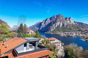 Appartamento di 167 m² con 3 locali e box auto a M