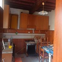 A Pistoia Appartamento di 3 vani con 2 Camere