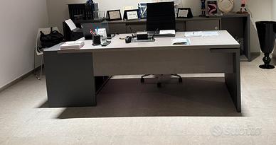 Arredo ufficio completo