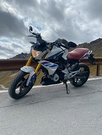 BMW G310R