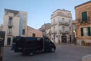 Renault trafic 9 posti con 384000 kilometri 
