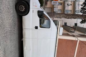 Citroen Jumper con tenda ambulanti