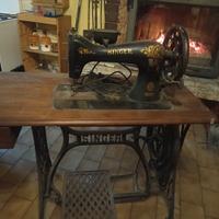 macchina da cucire Singer professionale antica