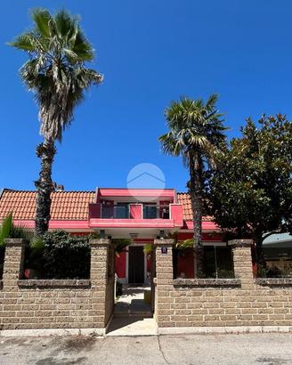 VILLA SINGOLA A PESCARA