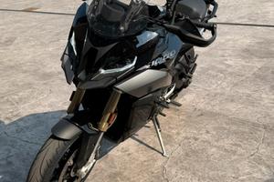 BMW S1000XR TRIPLE BLACK