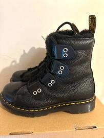 Dr Martens 1460  Stivali neri con pelliccia