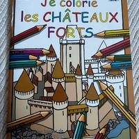 JE COLORIE LES CHATEAUX FORTS (FR-ANG)