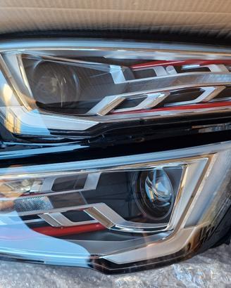 Fari Anteriori Audi A1 S1 8X Facelift Rossi OEM