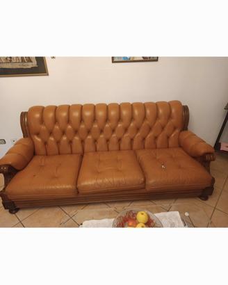 divano e poltrona d epoca