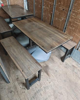 4 tavoli con panche da esterno in legno