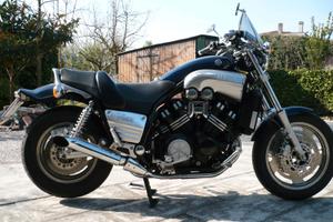 YAMAHA V MAX 1200 -