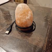 lampada di sale con porta usb