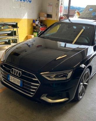 Audi A4 QUATTRO DA VETRINA FULL OPTIONAL TETTO PAN