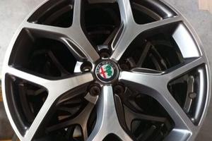 Cerchi in lega originali 19" Alfa Romeo GIULIA