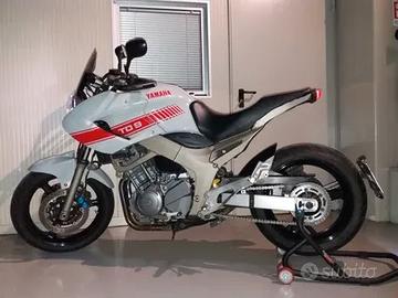 YAMAHA TDM 900 2002 MODIFICATA