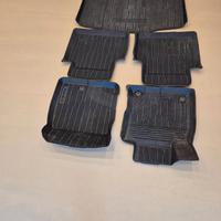 Ford Kuga  tappeti gomma e vasca baule originali