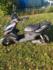 Motorino Yamaha Aerox 50cc