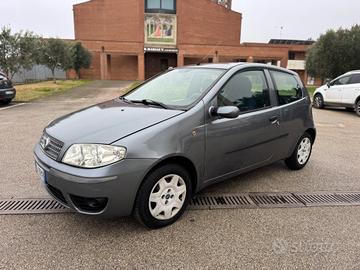 Fiat Punto 1.2 16V 3 porte Emotion GPL
