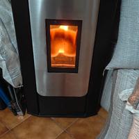 Stufa Idro multicombistibile