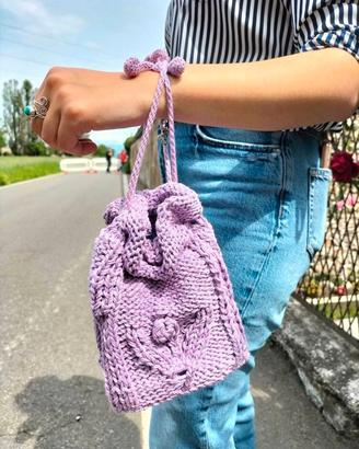 Piccola Borsa a sacchetto da polso fata a mano