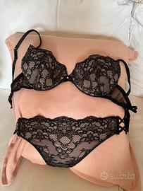 Set reggiseno e slip pizzo