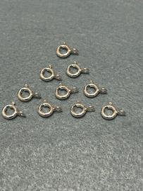 Chiusure in argento 925.