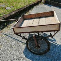 Vecchio carretto anni 70