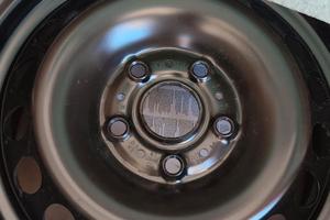 4 Cerchi In Ferro + 4 Borchie Volkswagen Golf