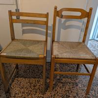 Da riparare: 5 sedie in legno
