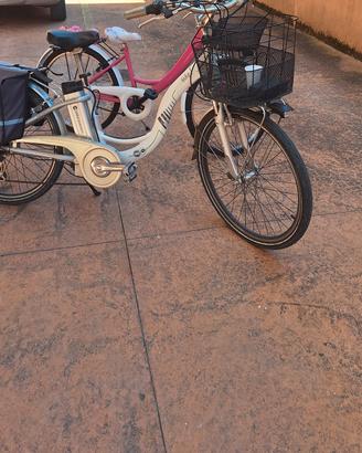 bici elettrica + bici da ragazza 16