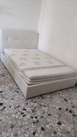 letto una piazza e 1/2 con materasso
