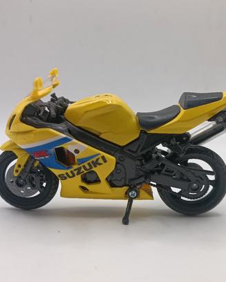 Modellino Moto Suzuki 1:18