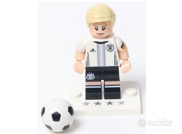 Lego Minifigure Serie DFB, Schweinsteiger