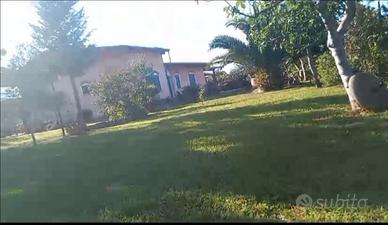 Stanza in villa indipendente