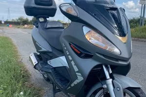 Scooter 250 rs malagutti madison