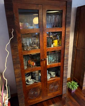 Credenza indiana in legno