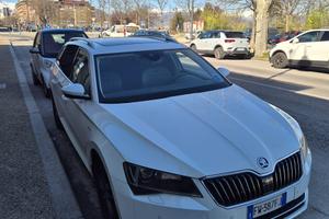 Skoda super 2019 - fuol optional top allestimento