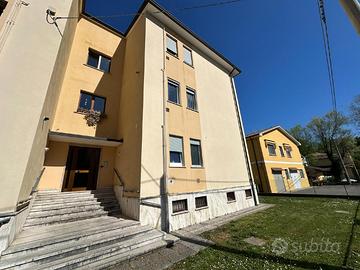 BICAMERE ABITABILE DA SUBITO IN ZONA MONTE SANTO