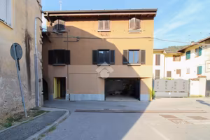 3 LOCALI A VOBARNO