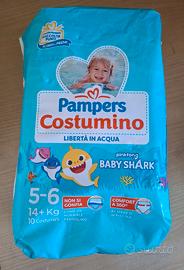 Pampers Costumino Baby Shark - Taglia 5-6 (14+ kg)