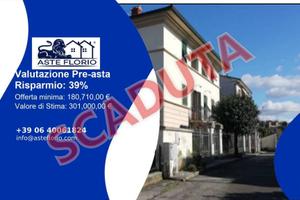 Immobile in asta di 174 m² a Bucine