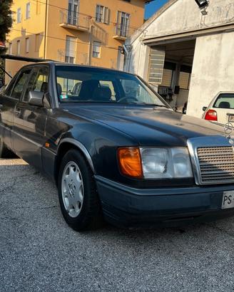 Mercedes-benz 190 2.3 E cat