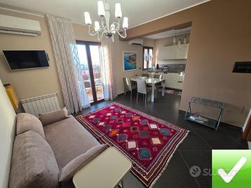 Appartamento Arredato Con Posto Moto