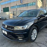 Volkswagen Tiguan 2.0 TDI DSG 4MOTION BlueMot...
